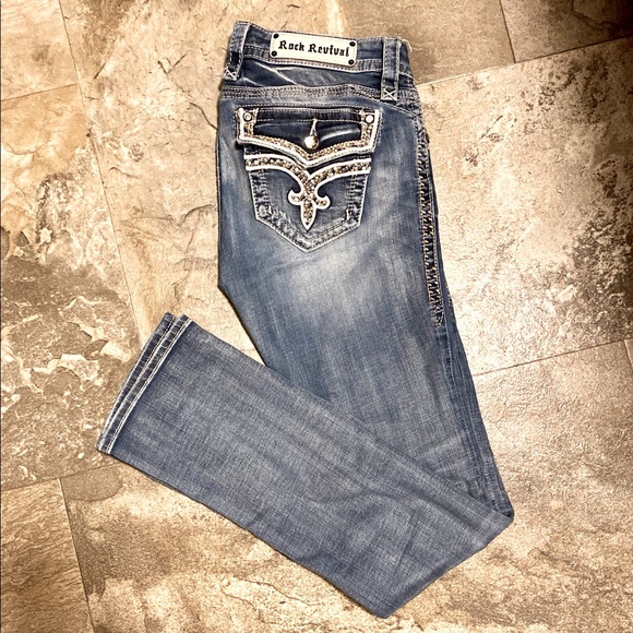 Rock Revival Jeans - Picture 4 of 4